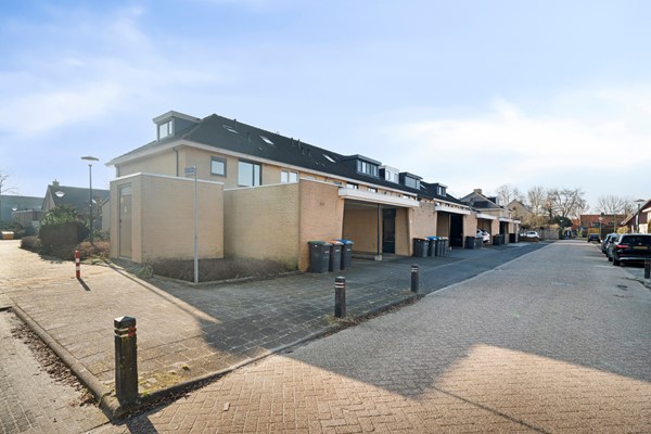 Bunschoten-Spakenburg - Kubboot 22 - Meerwaerde Makelaars-03.jpg